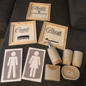 • Bathroom Decor Set •